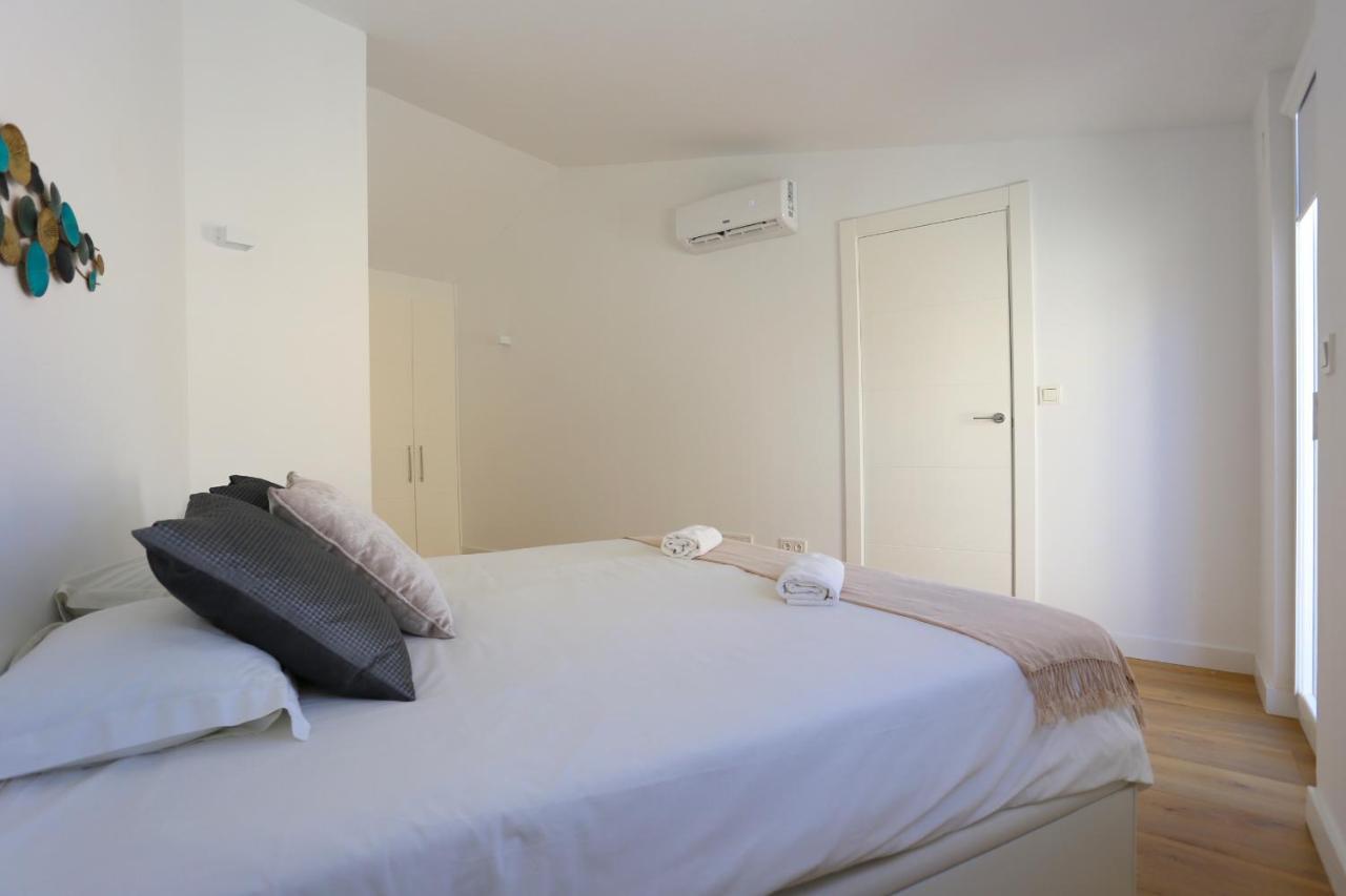 Juan De Austria Central Penthouse 4Pax Malaga Exterior photo